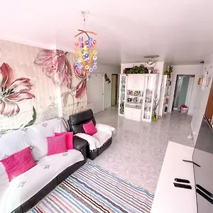 At Your Doorstep - Bedrooms Lisbon