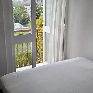 Comfy Near Metro & Airport Lisbon